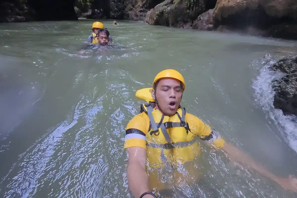 Perbedaan Body rafting dan rafting