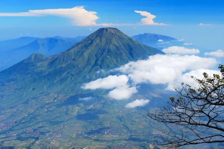 mitos gunung sumbing