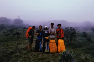 pendakian gunung gede via putri