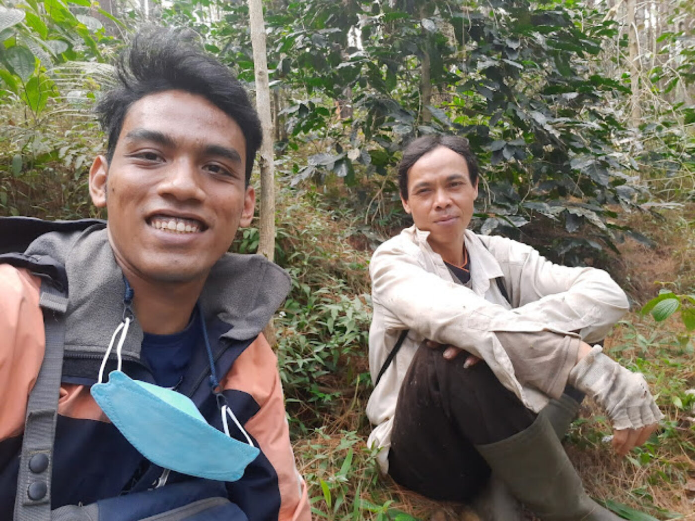 selfi dengan petani kopi