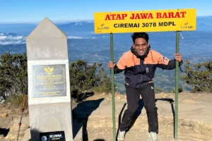 jalur pendakian ciremai via apuy