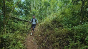 trail running adalah