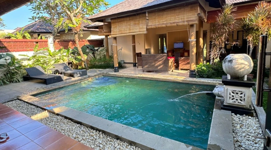 kolam renang di kalicaa villa tanjung lesung 1