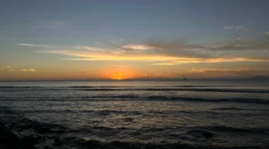 sunset di pantai tanjung lesung