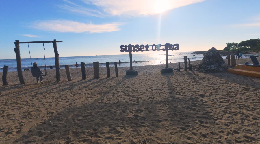 sunset of java bodur beach