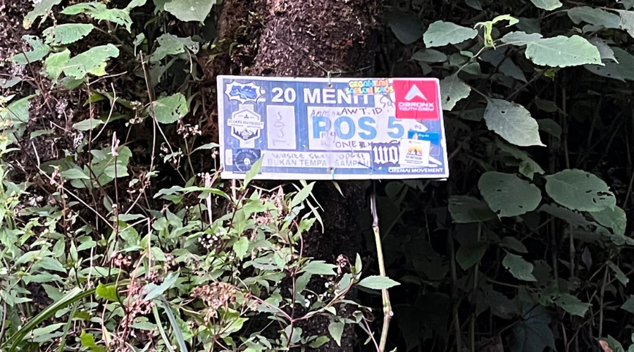 menuju pos 5 gunung ciremai