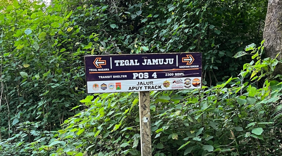 pos 4 gunung ciremai